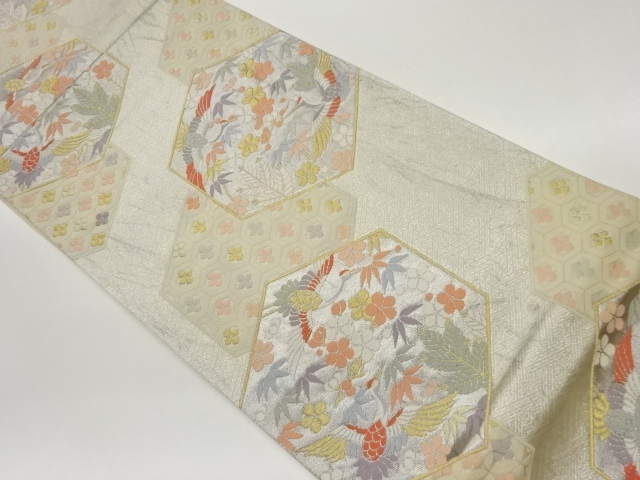 亀甲に松竹梅・鶴・花菱模様織出し袋帯